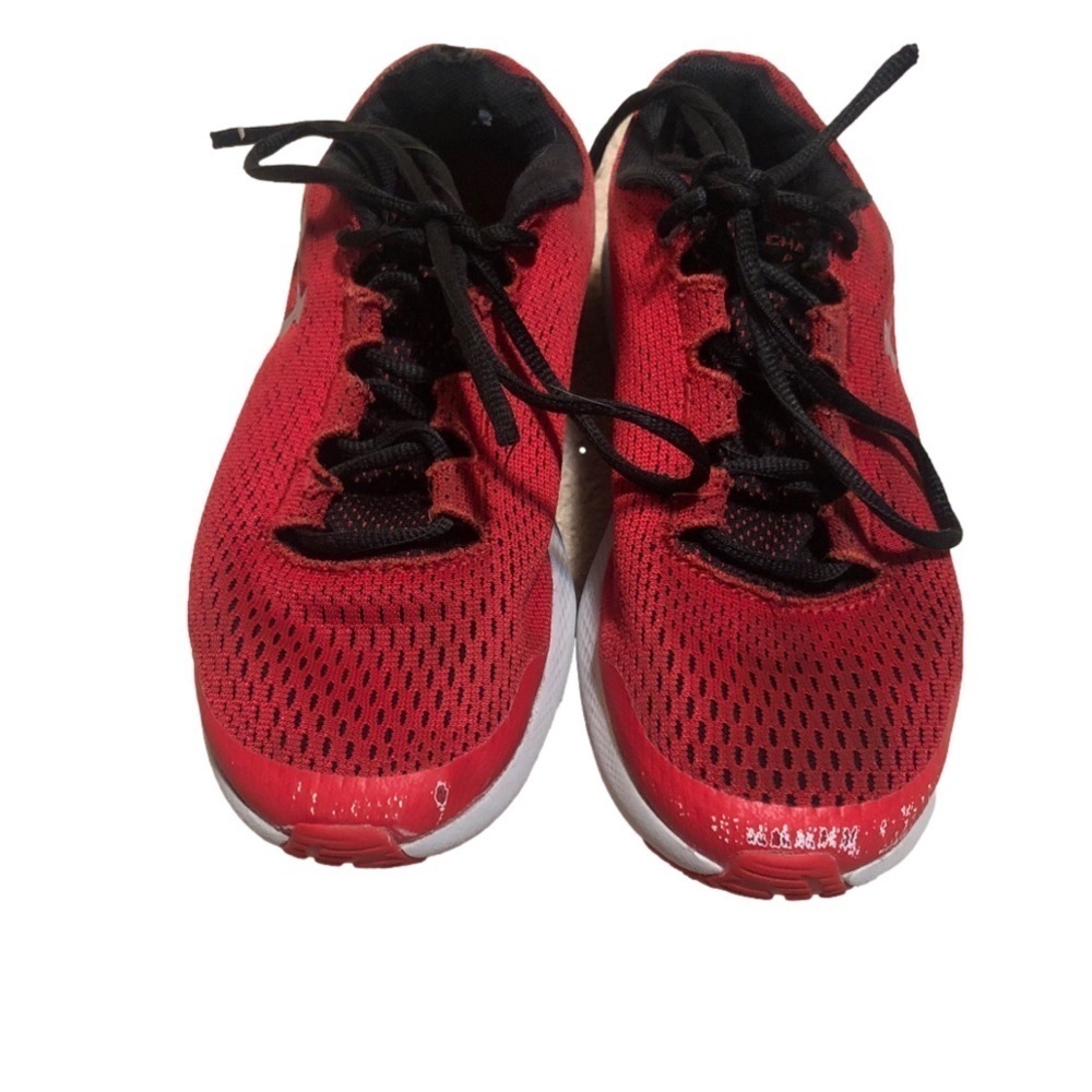Boys Red Under Armour Charged Pursuit Running Shoes Size 3.5